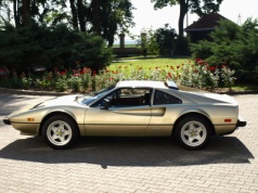 Ferrari 308 GTS Quattrovalvole 1984 – 359000 PLN – Warszawa