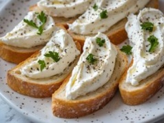 Nie wiejski czy fromage. Po prostu zrób ten domowy miks na kanapki w kilka minut