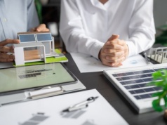 Społeczności energetyczne w Polsce: co nas powstrzymuje przed rewolucją energetyczną?