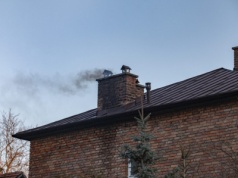 Program „Czyste Powietrze” w kryzysie. Alarmujące dane za pięć miesięcy