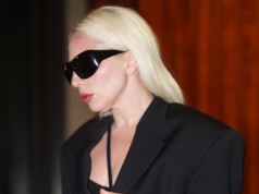 Mroczna Lady Gaga zmierza na nagranie programu. Patrzcie tylko na buty