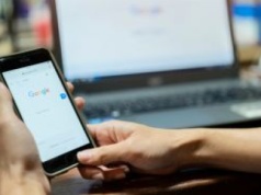 Badacze ostrzegają. Sztuczna inteligencja już tworzy błędne koło