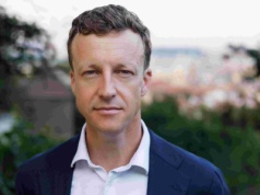 Batalia o klienta trwa. Chaos kosztuje więcej niż technologia