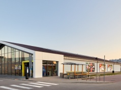 Biedronka wprowadza rewolucję. Nawet 3500 zł za parkowanie