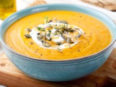 Dolej do zupy dyniowej. Mocno podkręci jej smak i nie będzie mdła