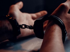 "Co najmniej 20 mln zł strat". Organizatorzy piramidy finansowej CoinPlex w rękach policji