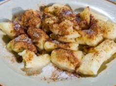 Najlepszy przepis na kopytka. Dzięki odpowiedniej proporcji składników wychodzą mięciutkie jak gąbeczka