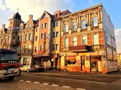 Okno grozy spadło z 3. piętra