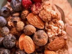 Ekspresowe śniadanie bez chleba. Zrobisz, nawet kiedy lodówka świecie pustkami