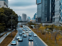 Chińskie auta: ile kosztuje ich serwis i części zamienne w 2025?