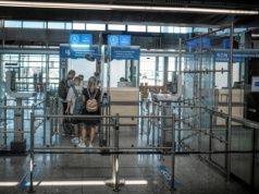 Unia wprowadza rewolucję na lotniskach. Nowy system zastąpi pieczątki w paszportach