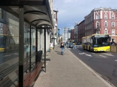 Tymczasowe buspasy i przystanki mogą zostać na stałe. Miasto nie wyklucza zmian