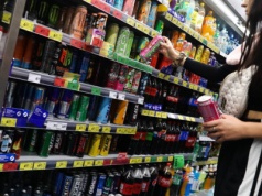 Energetyki groźniejsze niż myślisz. Pediatra: "Ryzyko dla młodych już po jednej puszce"