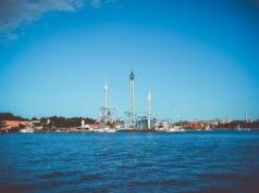 Szwecja: rząd planuje obniżyć składkę pracodawcy dla młodych