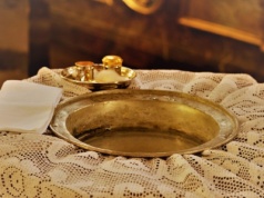 Skandynawia: rośnie zainteresowanie Kościołem katolickim. Przybywa konwertytów i kandydatów do chrztu