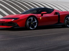 Ferrari Testarossa powraca – jako hybryda plug-in i debiutuje od razu jako coupe oraz spider