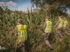 Poszukiwania fragmentów „dronów”, które naruszyły Polską przestrzeń powietrzną trwają.