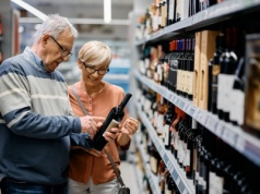 Zakaz kupowania alkoholu po 60. roku życia. Tak, ten wniosek ws. zmiany przepisów jest prawdziwy