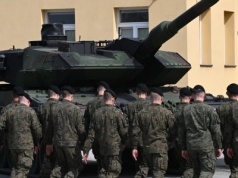 Jak politycy założyli im smycz i kaganiec. "Chłopaki z wywiadu rwali się do roboty"