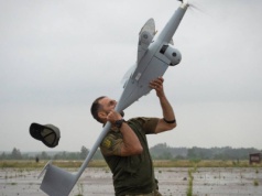 Umowa między Wielką Brytanią i Ukrainą. Wyprodukują tysiące dronów obronnych