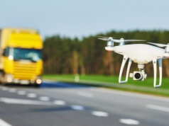 Dron spadł na samochód? Sprawdź, czy należy ci się odszkodowanie