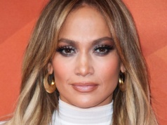 Jennifer Lopez i Beyoncé nosiły je w latach 2000. Teraz wracają i są hitem Instagrama
