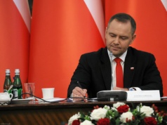 1000 złotych na dziecko. Oto kto się załapie. Wyznaczono próg dochodów