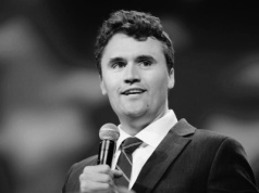 Zginął Charlie Kirk. 31-letni konserwatywny aktywista i sprzymierzeniec Trumpa zastrzelony na kampusie