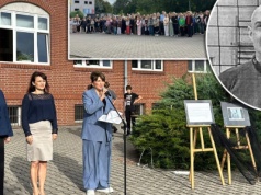 Przejmujące sceny na dziedzińcu szkoły. Popłynęły łzy. "Będzie nam Ciebie brakować"