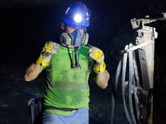 Nawet pięć lat urlopu i sute odprawy. Projekt ustawy o górnikach w Sejmie