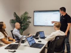 Naśladowcy a nie prekursorzy. Polski konserwatyzm w technologicznych nowinkach