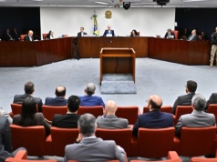 Brazylia: Większość sędziów Sądu Najwyższego za skazaniem byłego prezydenta Bolsonaro