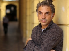 Izraelski pisarz: Stoję co tydzień z portretem zabitego palestyńskiego dziecka