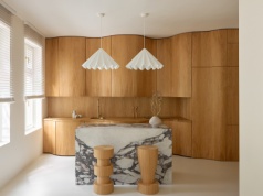 Apartament inspirowany falami. Minimalizm w Sopocie