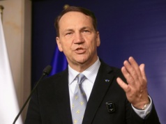 Imię ma silne znaczenie i kojarzy się Mickiewiczem. Radosław Sikorski wybrał je dla syna