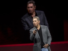 Ekstrawagancki król danych znów na szczycie. Rzuca wyzwanie Muskowi