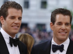 Dzięki BTC zostali miliarderami, ale wcześniej wymyślili Facebooka. Bliźniacy debiutują na Wall Street