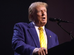 Donald Trump znów zabrał głos ws. dronów w Polsce. Riposta Sikorskiego