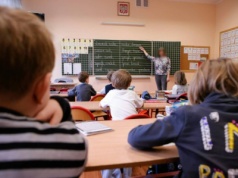 Rodzice chcą nowego przedmiotu i apelują do MEN. Taka edukacja w szkole średniej to za późno