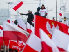 Polska w czołówce UE. Mężczyźni żyją lata krócej niż kobiety: Co skraca ich życie?