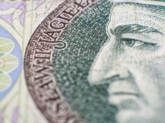 Złoty odporny mimo globalnej awersji do ryzyka