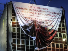 Właściciel browaru chce całkowitego zakazu reklam alkoholu