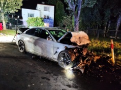 Wypadek z udziałem dwóch osobówek w powiecie radomszczańskim. Są utrudnienia na DW784