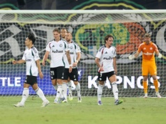 OFICJALNIE: Legia traci kolejnego napastnika. Wiadomo, ile kosztował!