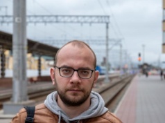 Białoruś: prokurator zażądał 4 lat kolonii karnej dla męża uwięzionej dziennikarki Biełsatu