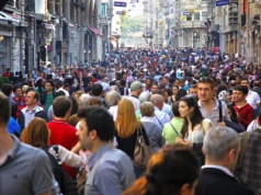 Polacy robią to bez zastanowienia. W Turcji taki gest odbierany jest jako coś obrzydliwego