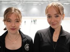 Rewolucja na lodzie: Emma i Millie są pierwszą parą jednopłciową w fińskich zawodach łyżwiarskich