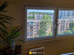 "Nie suszcie bielizny w niedzielę" i "Kto ukradł doniczkę?" Historie z polskich bloków. Te kartki to już legenda