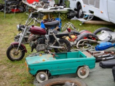 Moto Weteran Bazar w Łodzi. Perełki dla miłośników motoryzacji i militariów [ZDJĘCIA]