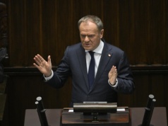 Atak dronów na Polskę. Donald Tusk ostro do PiS i Konfederacji